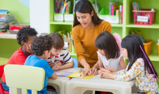 How to Teach Children a Love for Reading in a Digital Age