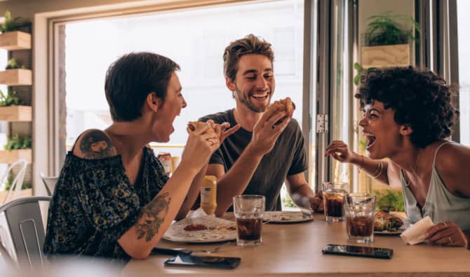 How to Effortlessly Make Friends as an Introvert