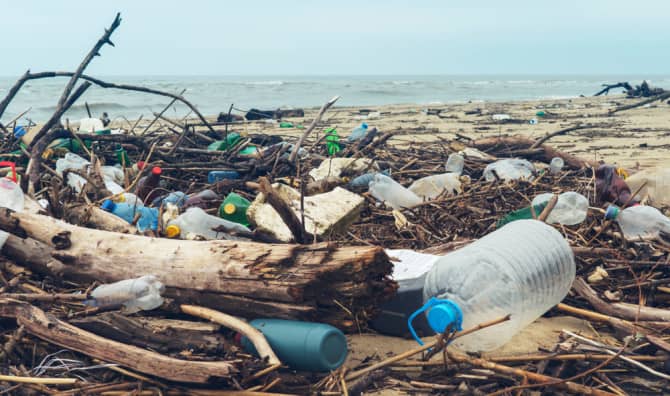 250 Major Brands Pledge to Cut All Plastic Waste