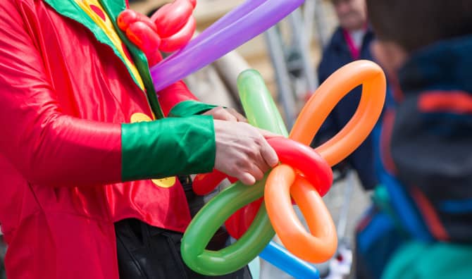 These Clowns Visit Refugees to Bring a Smile to Children’s Faces