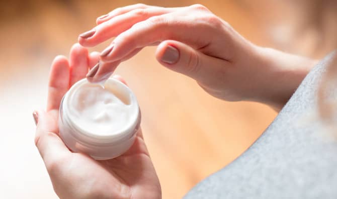 Easy Steps to Take Care of Your Hands