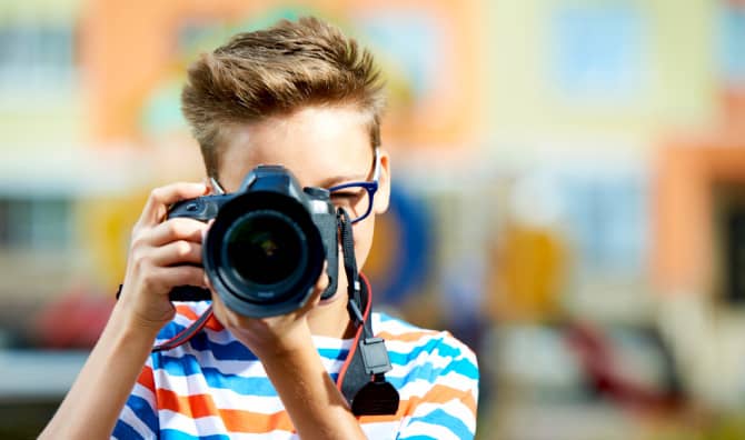 Canadian Family Hosts Good News Show, Spreading Cheer