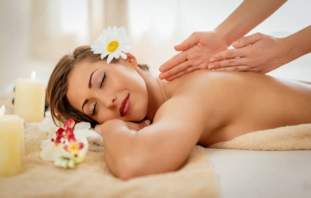 5 Relaxing Massage Techniques Anyone Can Do At Home