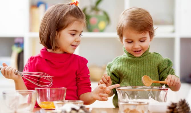 5 Reasons Why Kids Should Be Cooking!