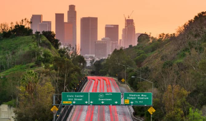Hair Salon in LA Heartens Homeless