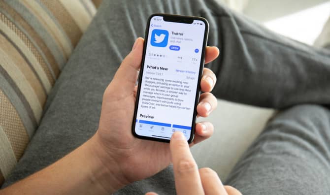 One Tweet Creates 18 Million Virtual Hugs