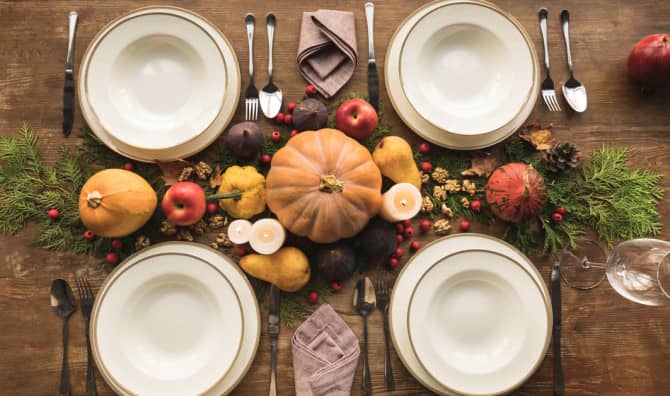 5 Thanksgiving Decorations to Make at Home