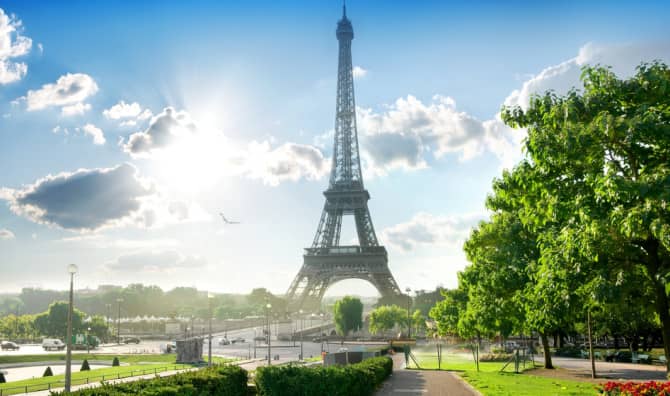 Paris Will Transform Car Parking Into Parks!