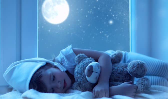 How Moon Phases Affect Your Sleep