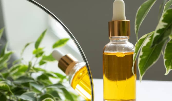 5 Benefits of Using Vitamin E Oil This Winter