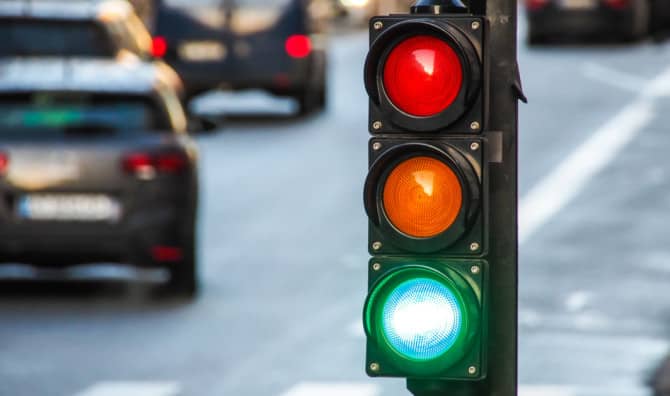 Specialized AI Reduces Traffic and Travel Times