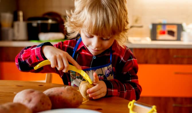 5 Extraordinary Uses for Potato Peels