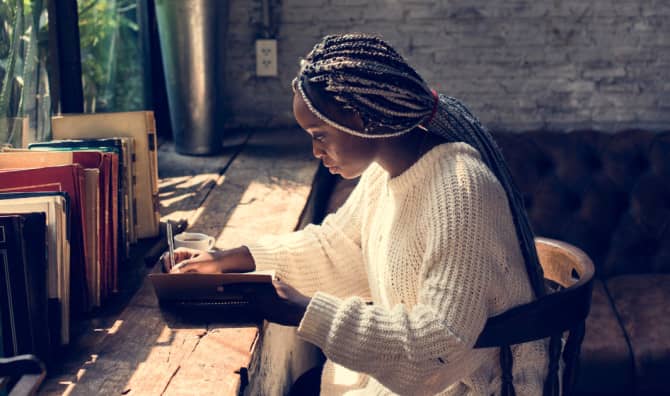 How to Keep a Manifesting Journal