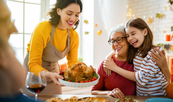 7 Creative Thanksgiving Traditions