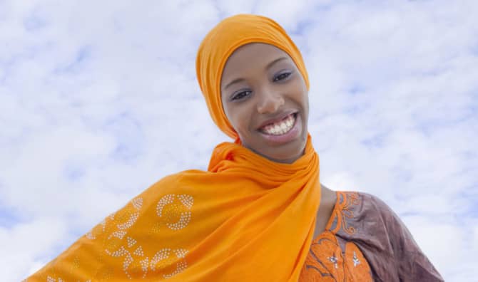 Meet Nujuum, a Young Artist Painting Her Way to Happiness