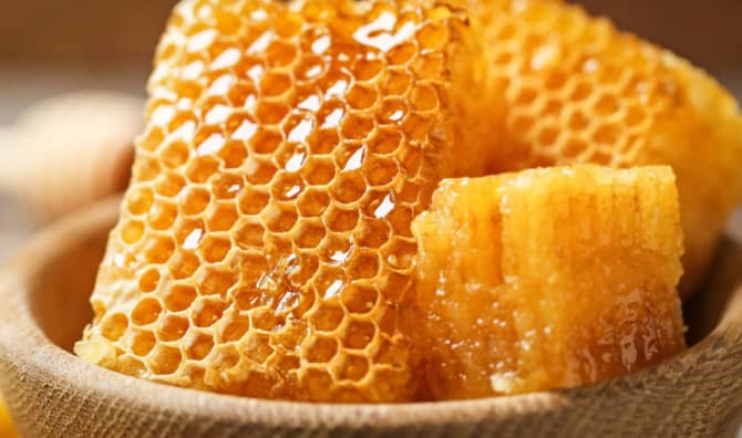5 Sweet Ways to Use Honeycomb