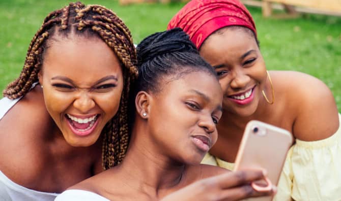 The Surprising Benefits of Adult Sibling Connection