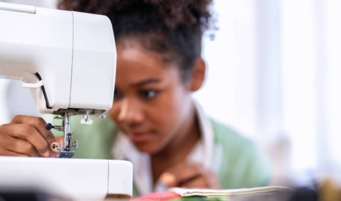 Clothes are Going Around in Circles