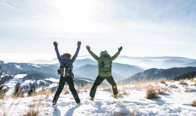 Unlocking the Wellness Benefits of Winter Hiking