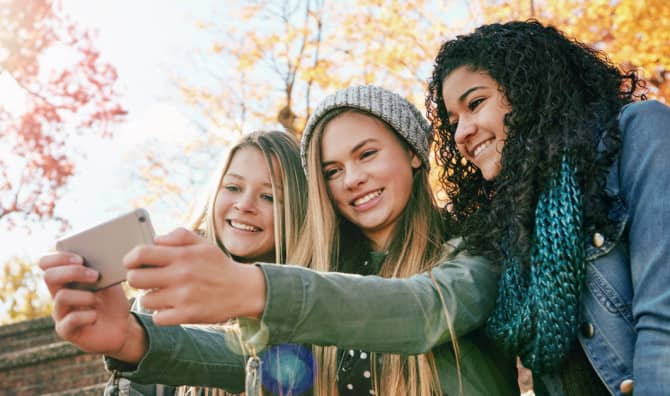 5 Hacks for Cyberspace Expression and Self-Esteem