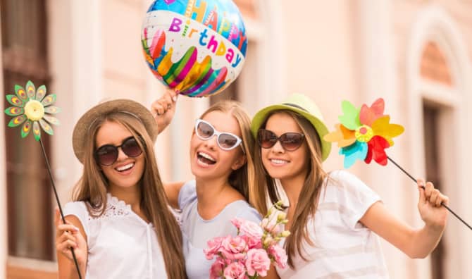 Do You Know How to Say Happy in 12 Languages? [Quiz]