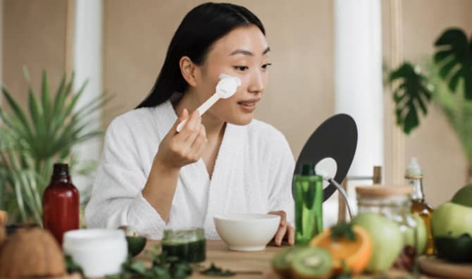 How to Keep Your Skin Healthy All Year Long