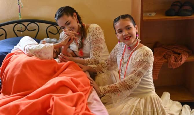 Touching Hearts Through Family Volunteer Work in Paraguay