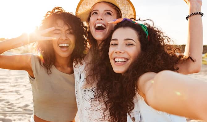 How to Thrive in Trio Friendships