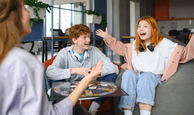 7 Great Reasons to Play Board Games