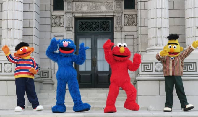 5 Life Lessons You Can Learn from Sesame Street [LIST]