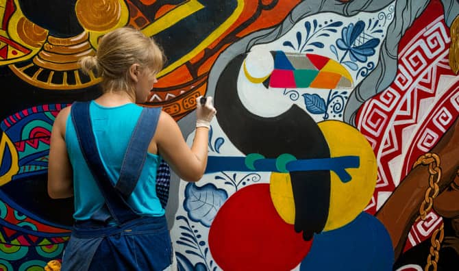 4 Pieces of Uplifting Street Art from Around the World [LIST]