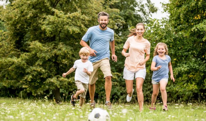 5 Super Easy and Fun Games That Can Be Played Anywhere