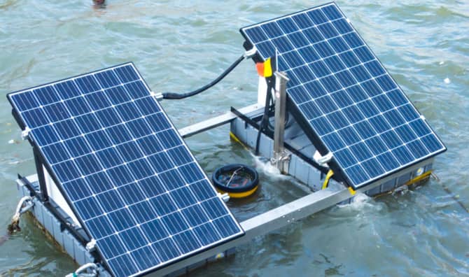 The Floating Rubbish Bin That Keeps the Oceans Clean