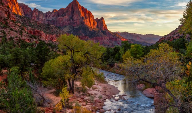 A Breathtaking Glimpse of Zion National Park [VIDEO]