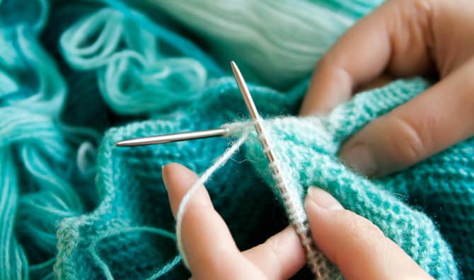 These Handmade Scarves Make Cancer Patients Happy