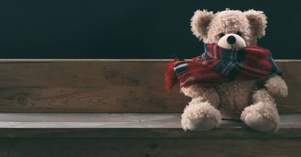 Kindhearted Strangers Are Leaving Warm Clothes Out in Winter