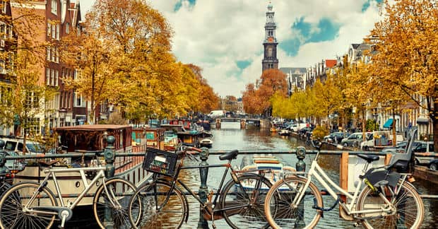 Amsterdam Announces Ambitious Plan to Ban all Polluting Cars by 2030