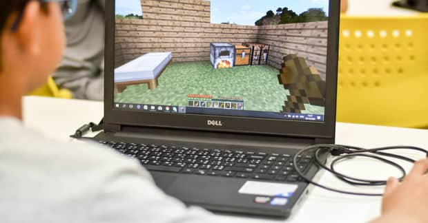 This Dad Made a Minecraft Server Especially for Autistic Kids