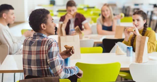 No Student Ever Eats Alone at This Florida School [VIDEO]