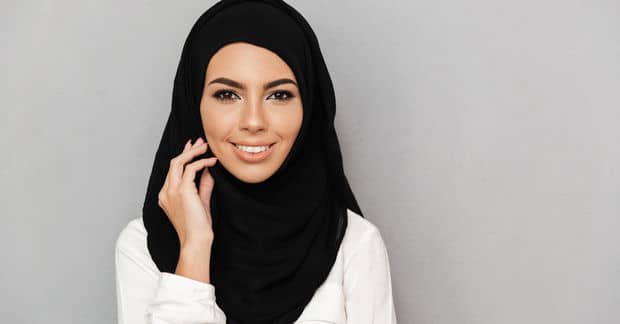 New York Gets a Hijab-Friendly Salon for Women Only