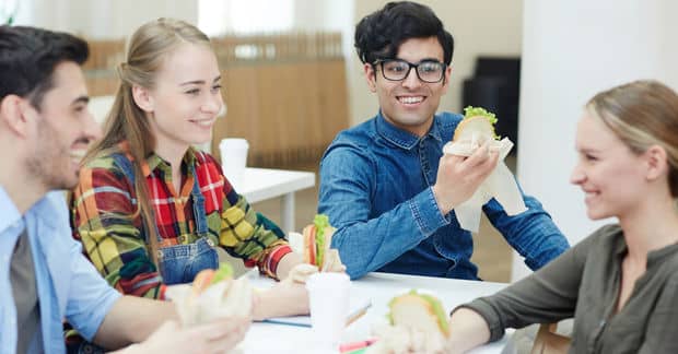 Iowa School’s “No Phones, New Friends Fridays” Make Teens Less Lonely
