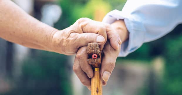 52 Creative Good Deed Ideas to Help Others in 2017