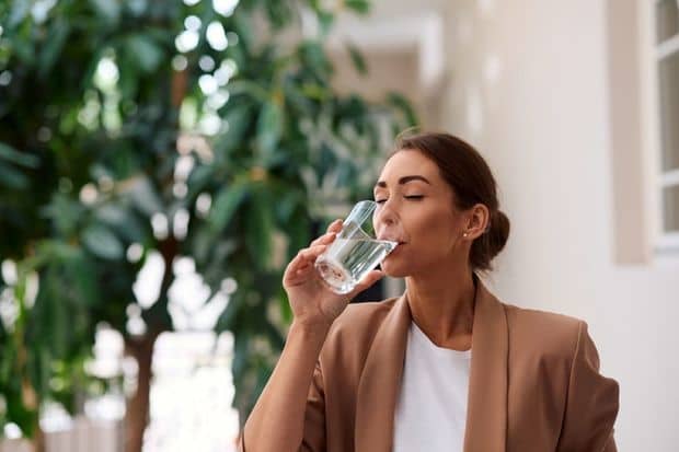 The Incredible Link Between Drinking Water and Brain Health