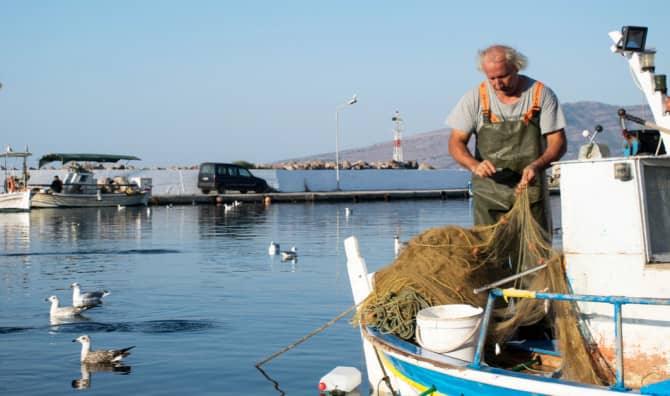 Greece Pays its Fishermen to Recycle the Plastic Found in their Nets