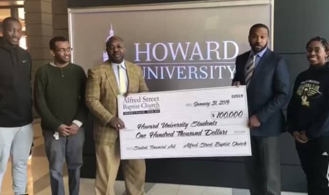 This Church Paid off $100,000 in Student Debt for 34 College Students