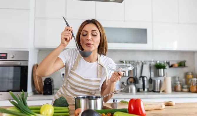 Kitchens of Hope Comfort Displaced Israelis