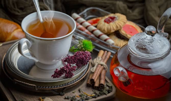 7 Ways to Spice Up Your Cup of Tea