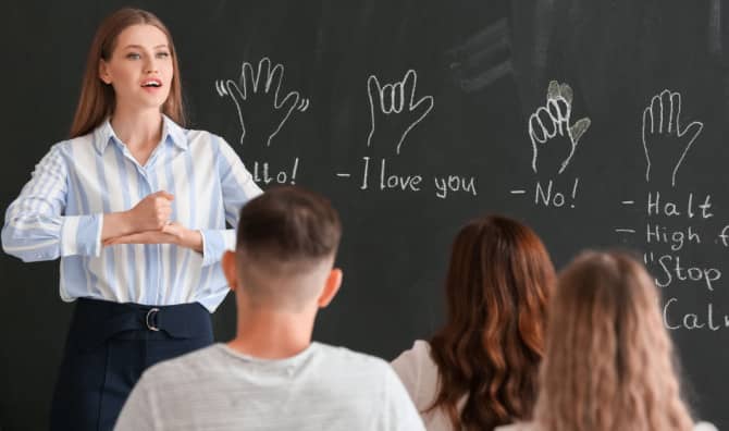 Sign Language to be Offered in English Schools
