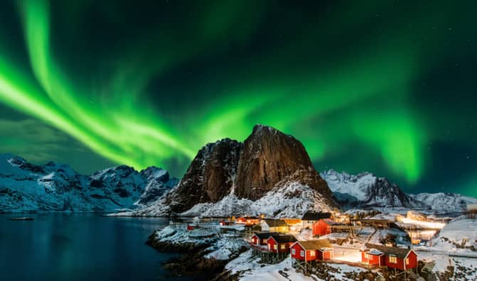 7 Best Places to View the Northern Lights
