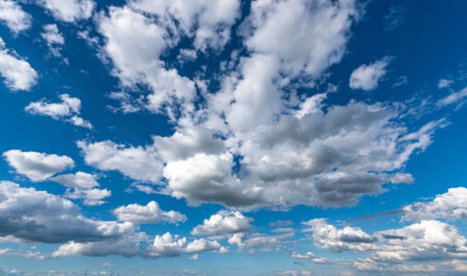 Artist Turns Clouds Into Doodle Art to Bring Smiles